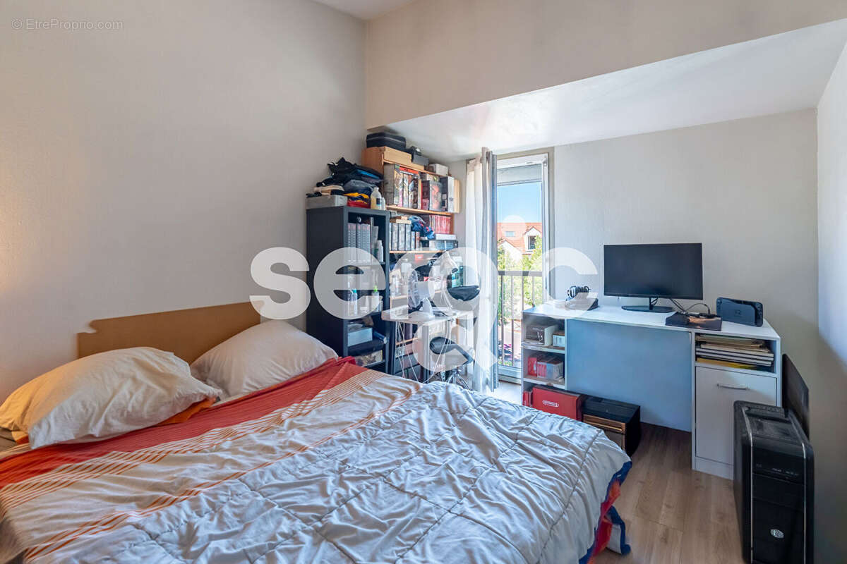 VIAGER OCCUPÉ - F4 en duplex Vieux Torcy - Dame de 75 ans - photo 10