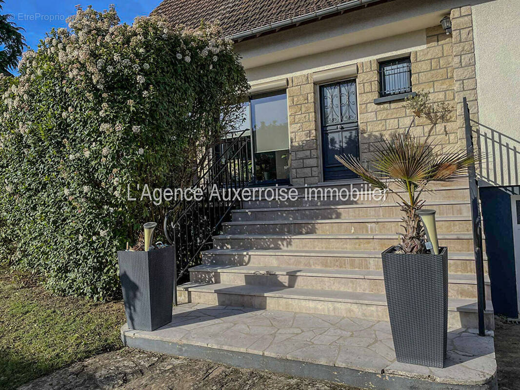 Maison à AUXERRE