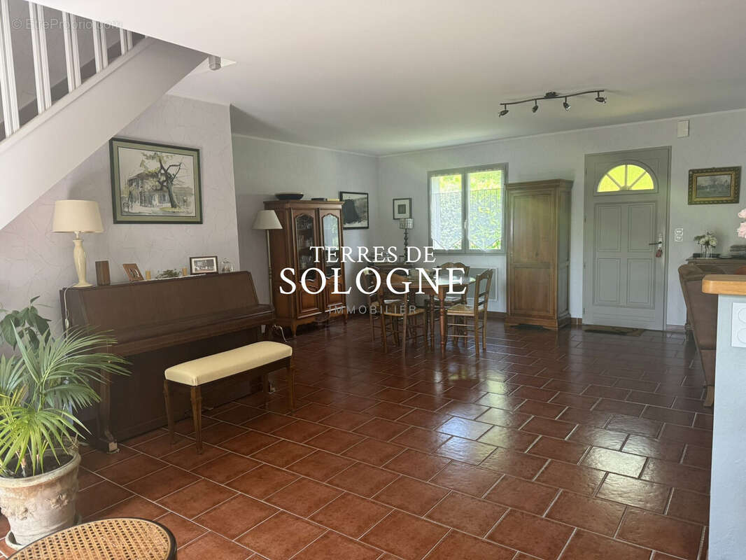 Maison à LAMOTTE-BEUVRON