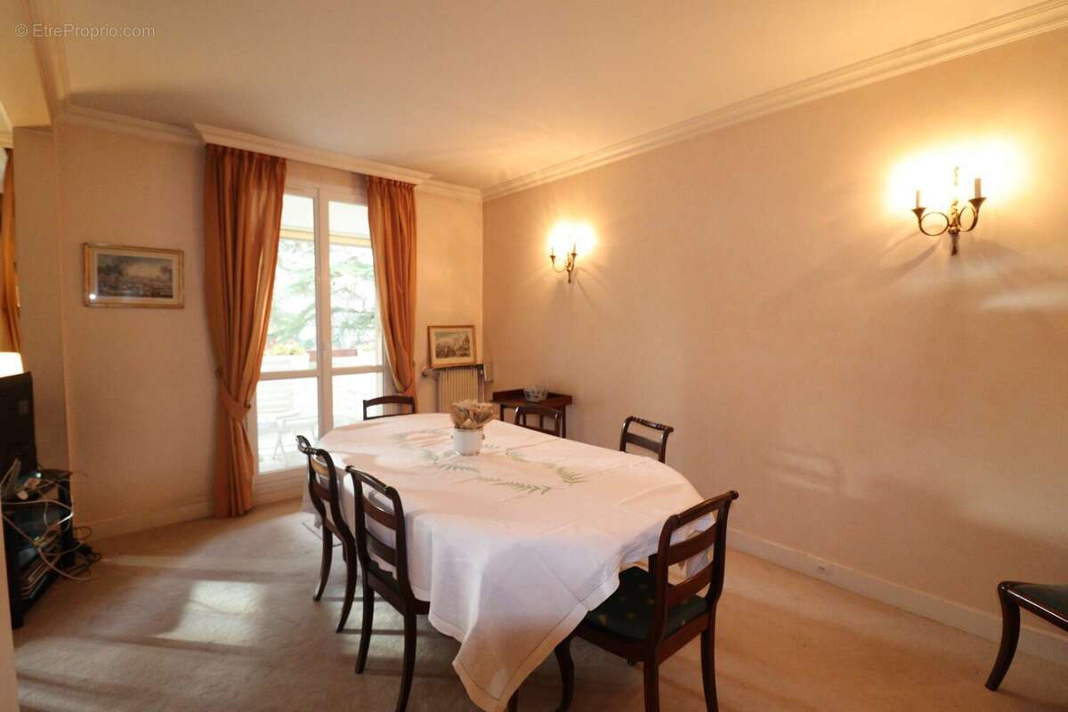 Appartement à LOUVECIENNES