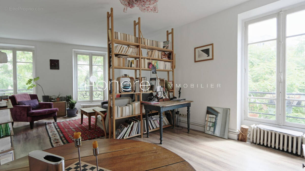 Appartement à PARIS-20E