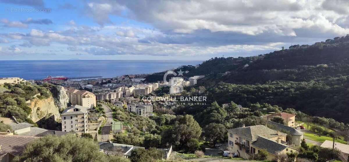 Terrain à VILLE-DI-PIETRABUGNO