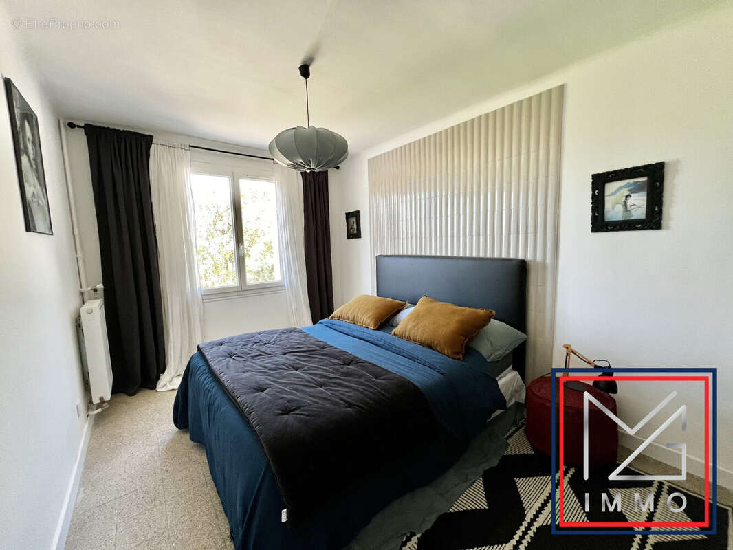 Appartement à SIX-FOURS-LES-PLAGES