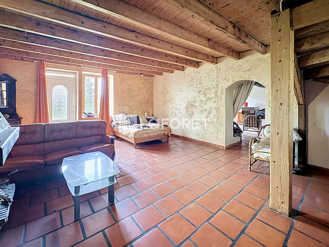 Maison à PIRAJOUX
