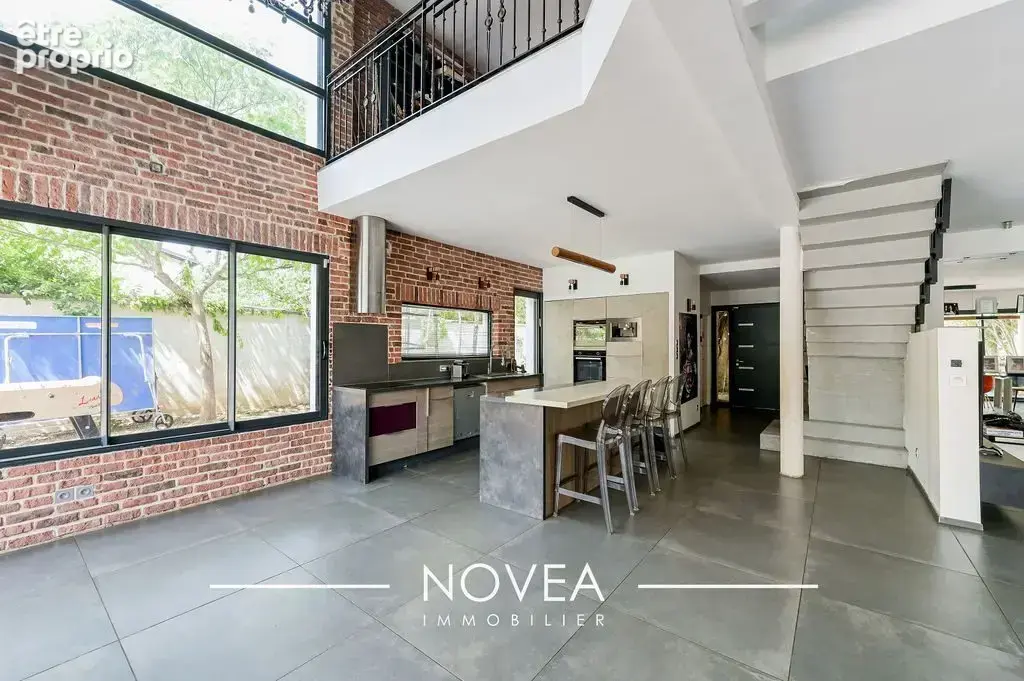 Maison 5 pièces 181 m² à vendre à Villeurbanne (69100) - photo 7