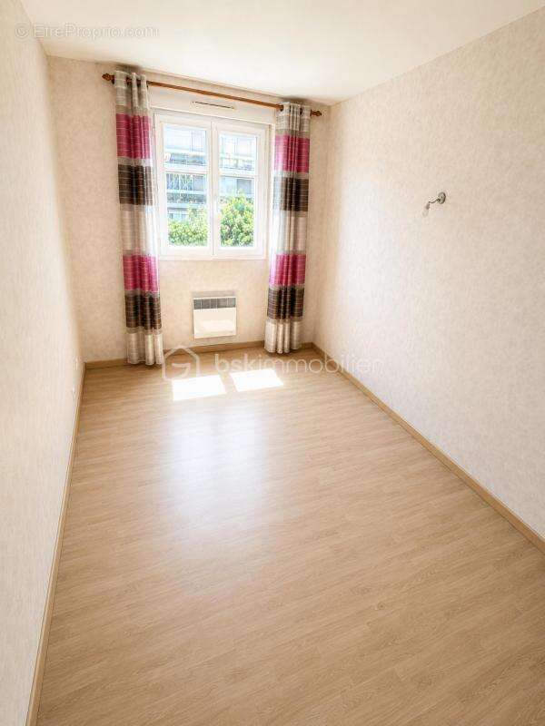 Appartement à LIVRY-GARGAN