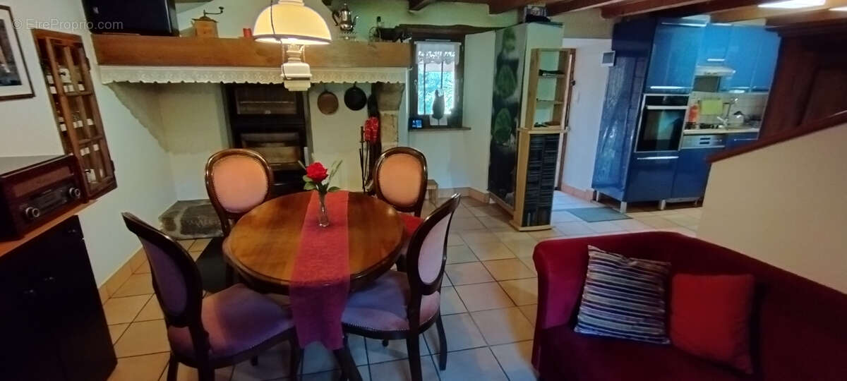 Maison isolée au sommet de 3 ha de bois - photo 5