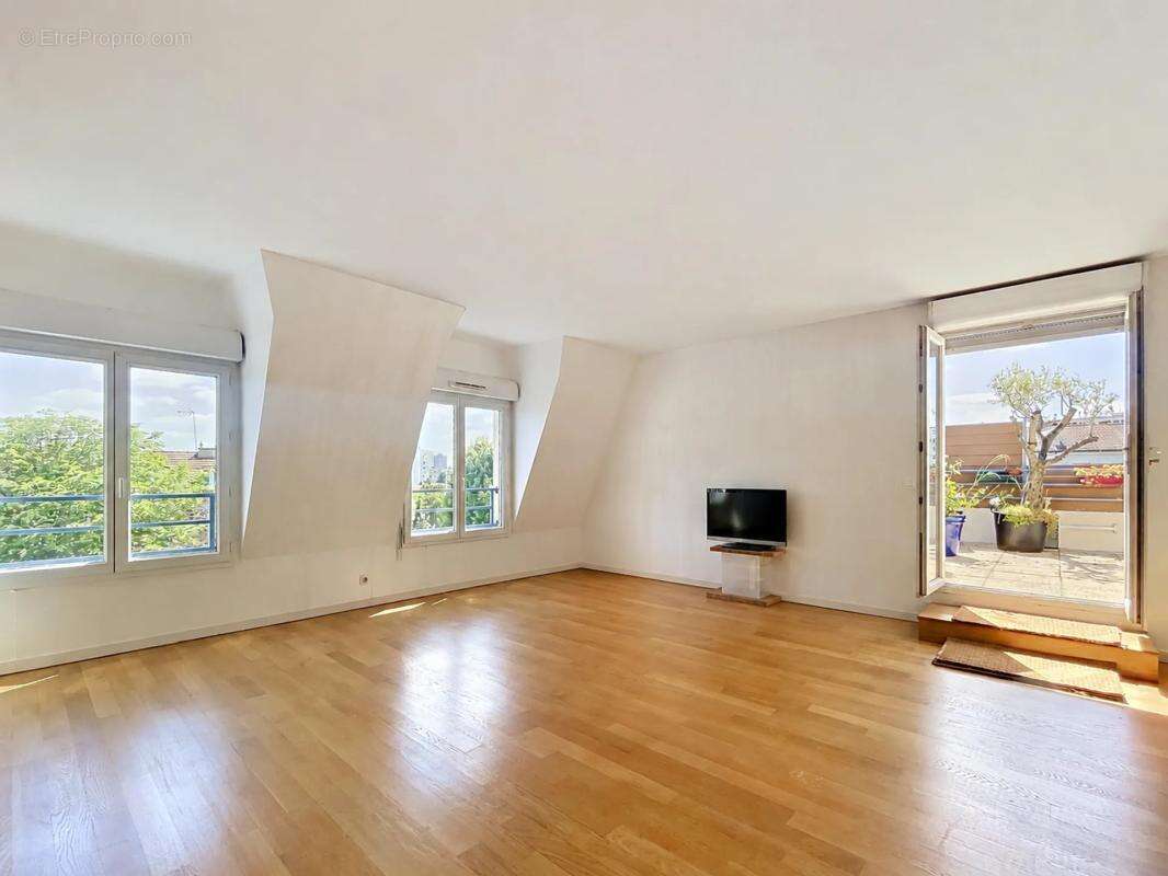 Appartement à CHOISY-LE-ROI
