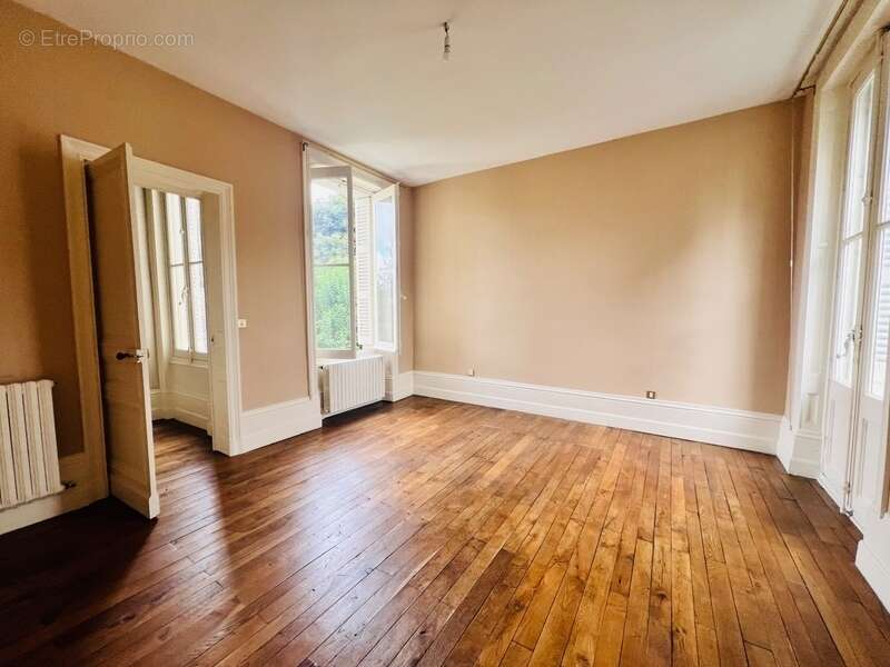 Maison à CHATELLERAULT