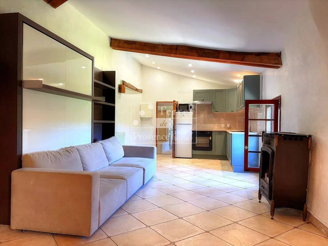 Appartement à TOURTOUR