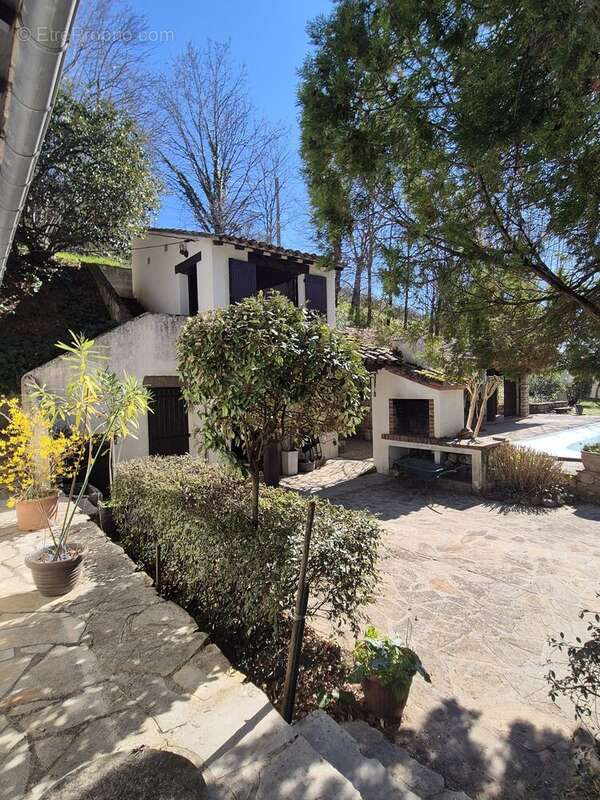 Maison à LESCURE-D&#039;ALBIGEOIS