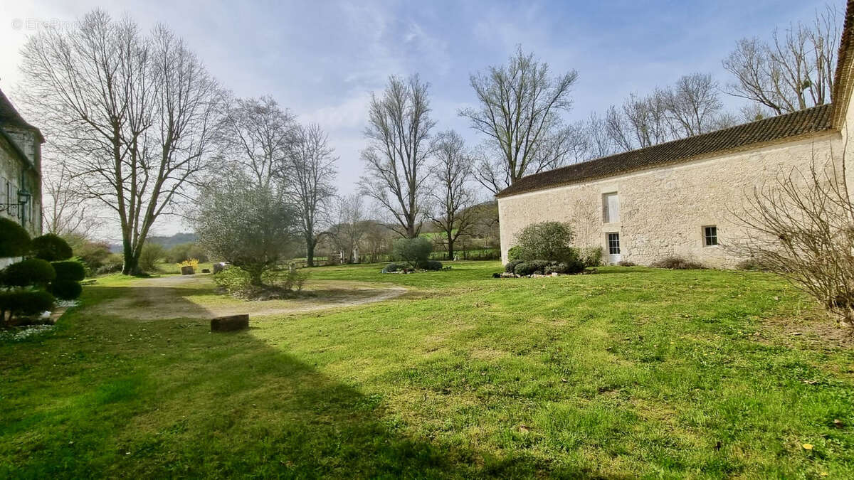 Maison à LAUZERTE