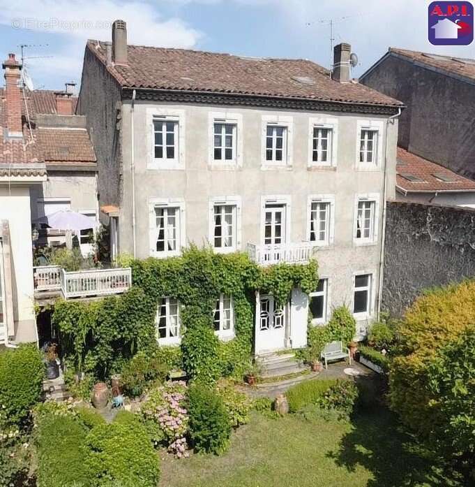Maison à SAINT-GIRONS