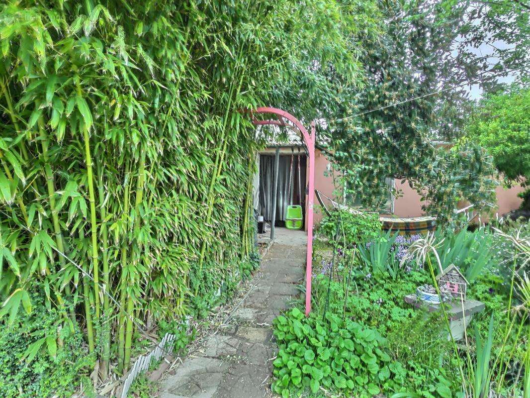 Maison à L&#039;HOUMEAU