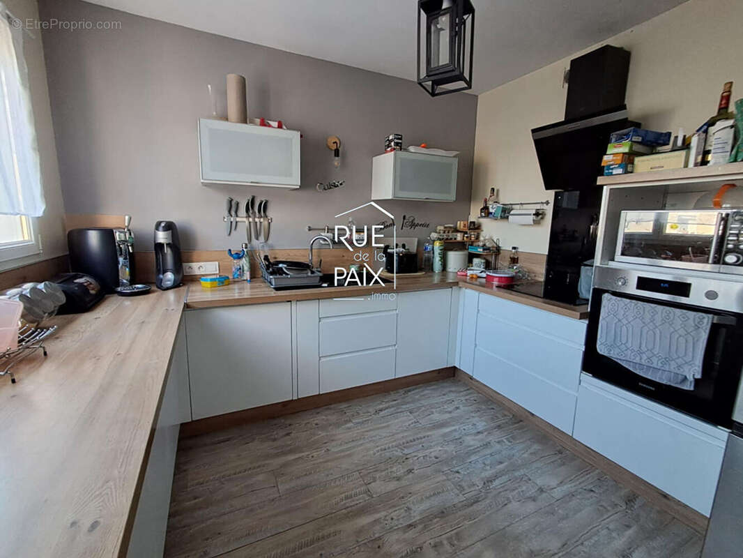 Maison à CHATELLERAULT