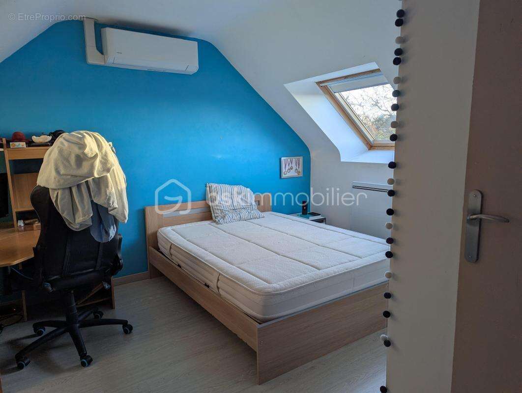 Maison à SAINT-CYR-SUR-LOIRE