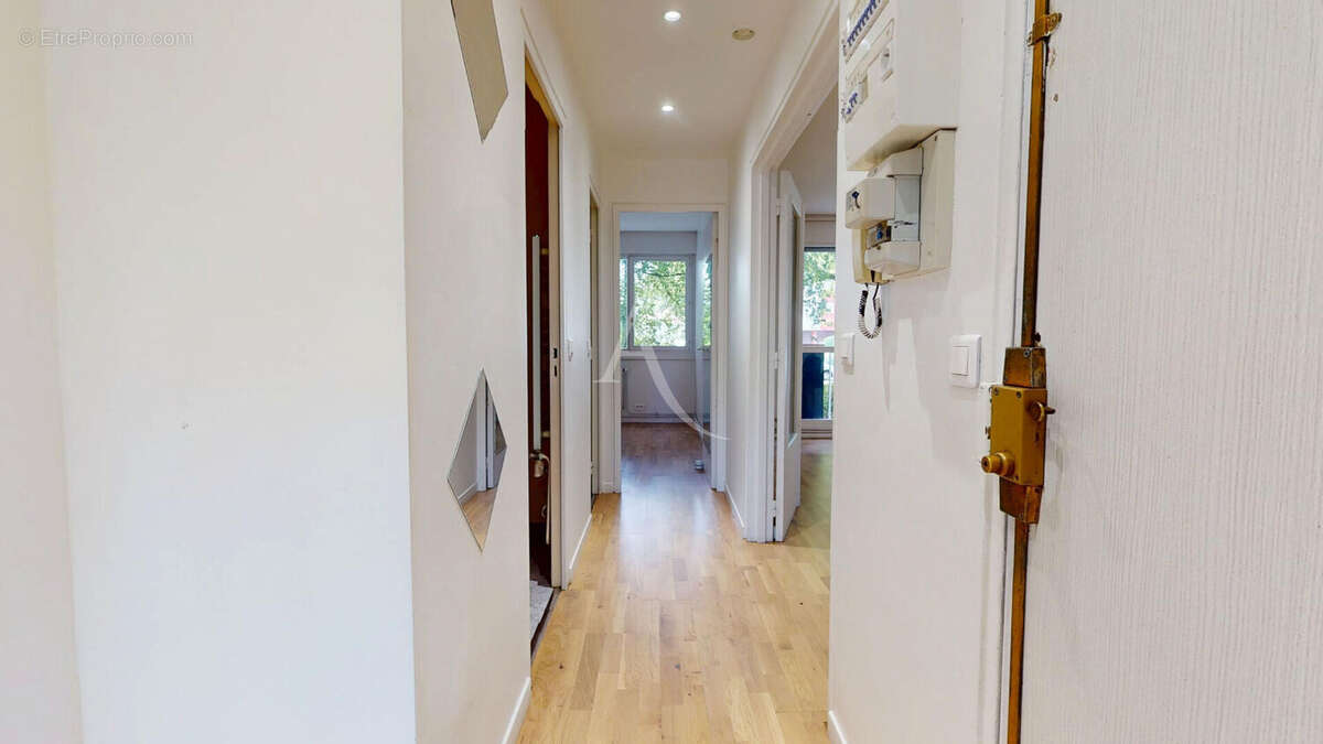 Appartement à ROSNY-SOUS-BOIS