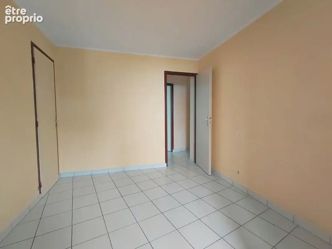 Aubenas centre ville - appartement 3 pieces 60m2 - photo 6