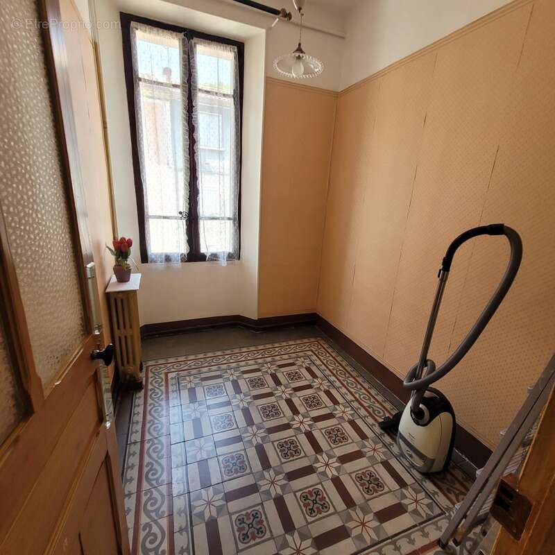 Dpt Gard (30), à vendre ALES immeuble de rapport 175m2 environ à rénover + terrain 300m² environ - photo 32