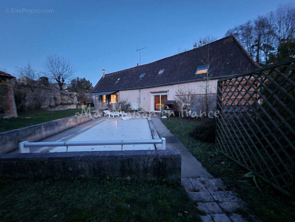 Maison à SAINT-POURCAIN-SUR-SIOULE