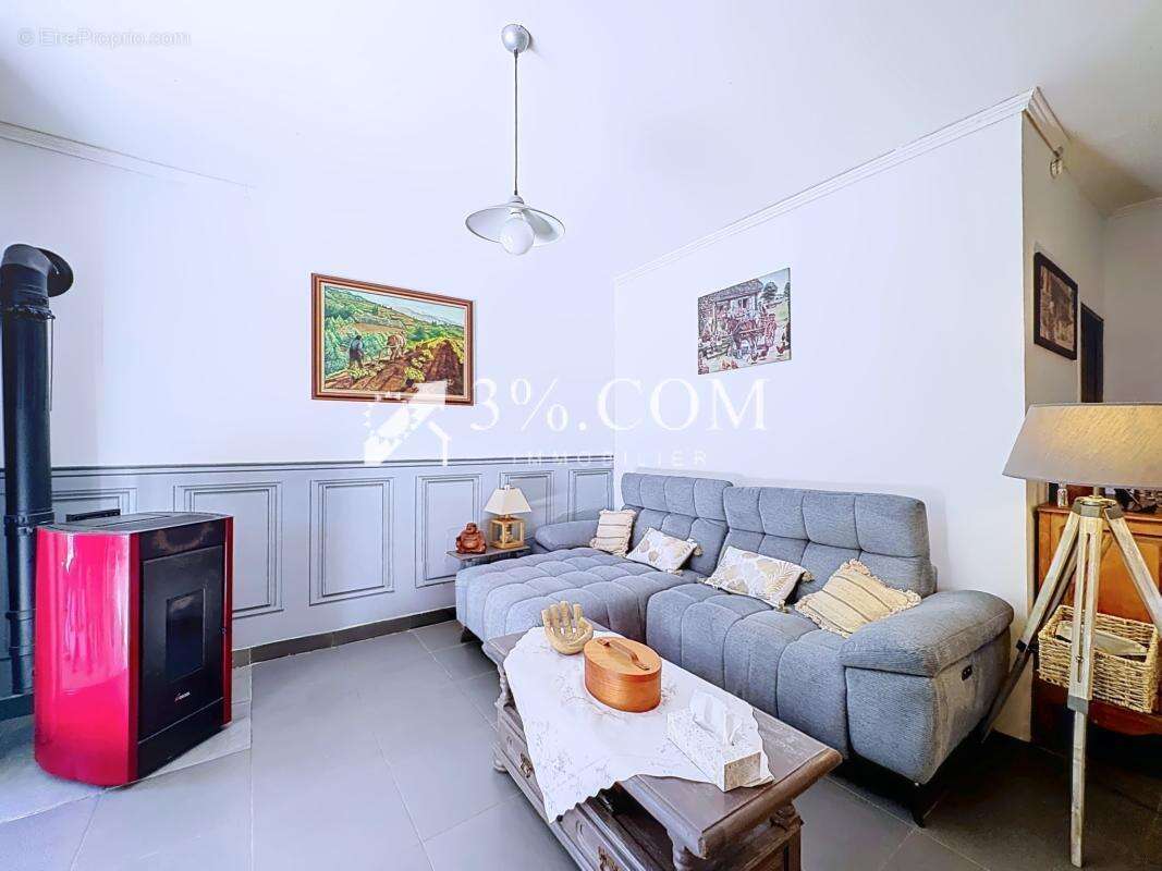 Charmante Maison de 178 m2 dans propriété avec terrain, Port - photo 30