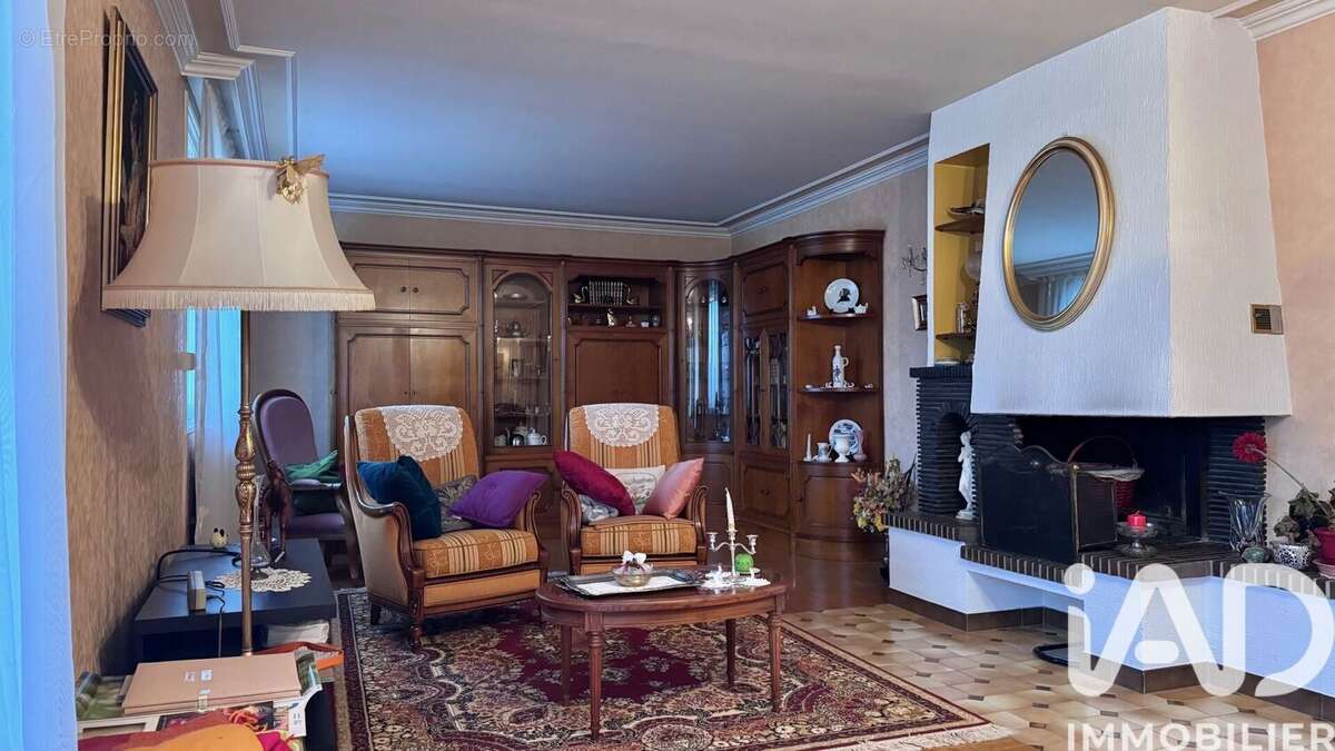 Photo 3 - Maison à MAIZIERES-LA-GRANDE-PAROISSE