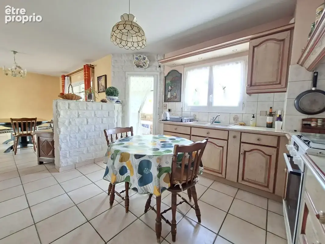 Maison 5 chambres - Bourg de Saint André Des Eaux - photo 5