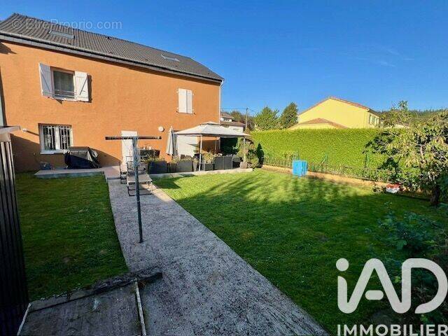 Photo 1 - Maison à COSNES-ET-ROMAIN