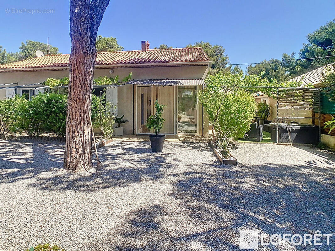 Maison à SAUSSET-LES-PINS