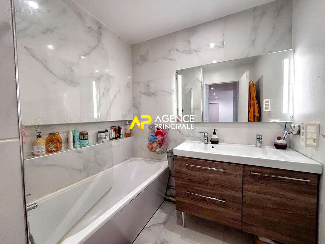 Sartrouville - Le Fresnay Vieux Pays - Appartement 2 pièces 56.61 m2 avec box - photo 9