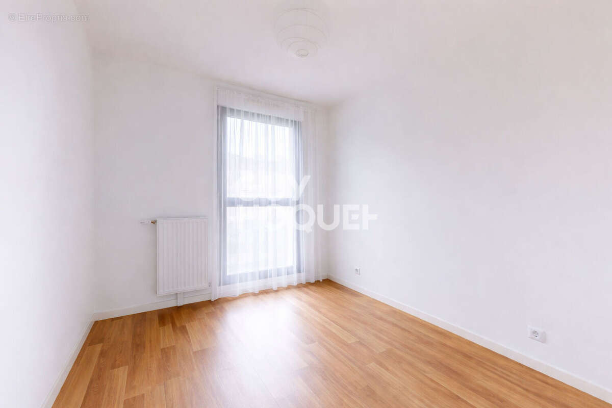 Appartement à AUBERVILLIERS