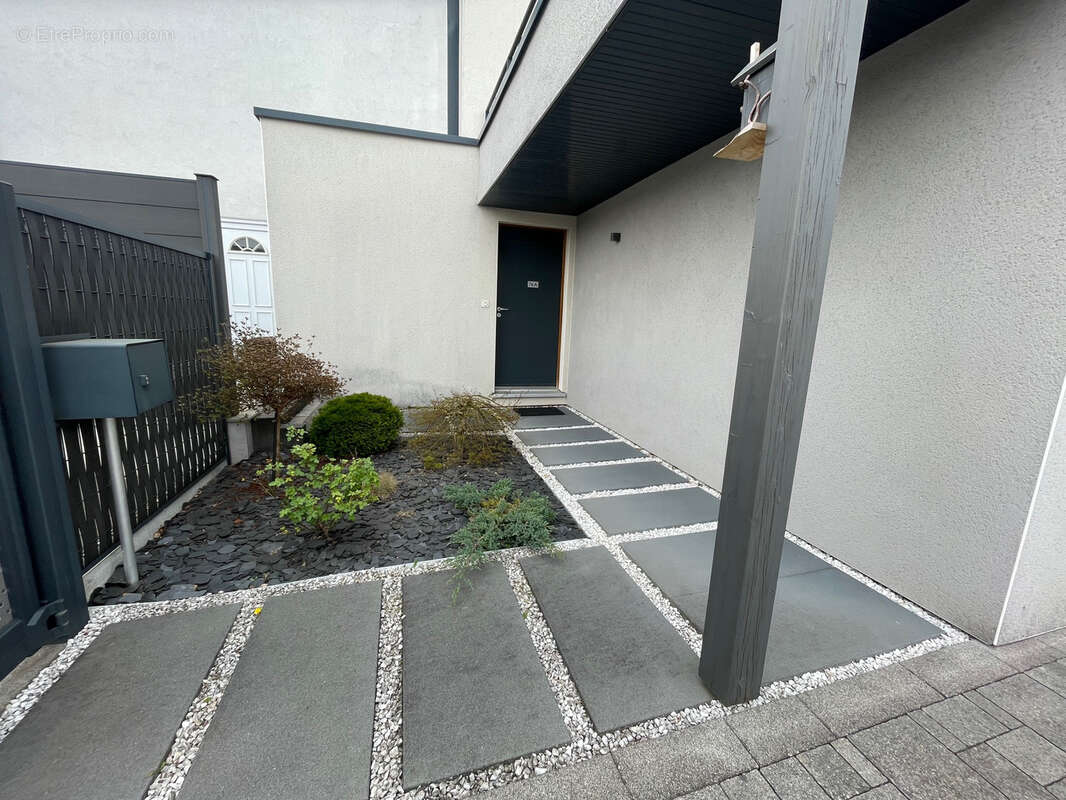 Maison à SAINT-ETIENNE-LES-REMIREMONT