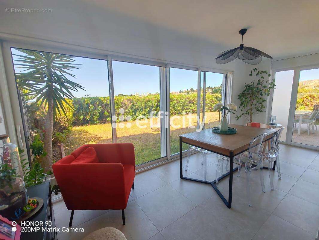 Appartement à MARSEILLE-16E
