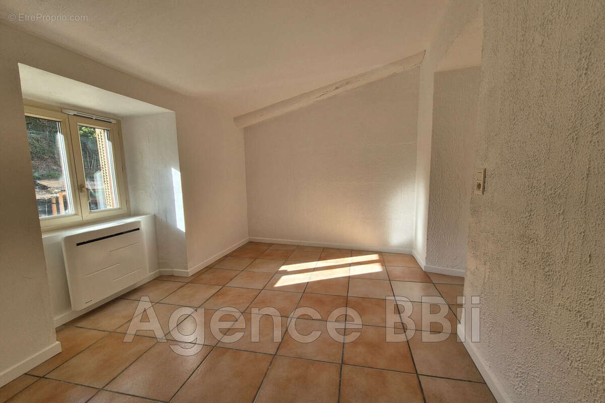 Appartement à LUCERAM