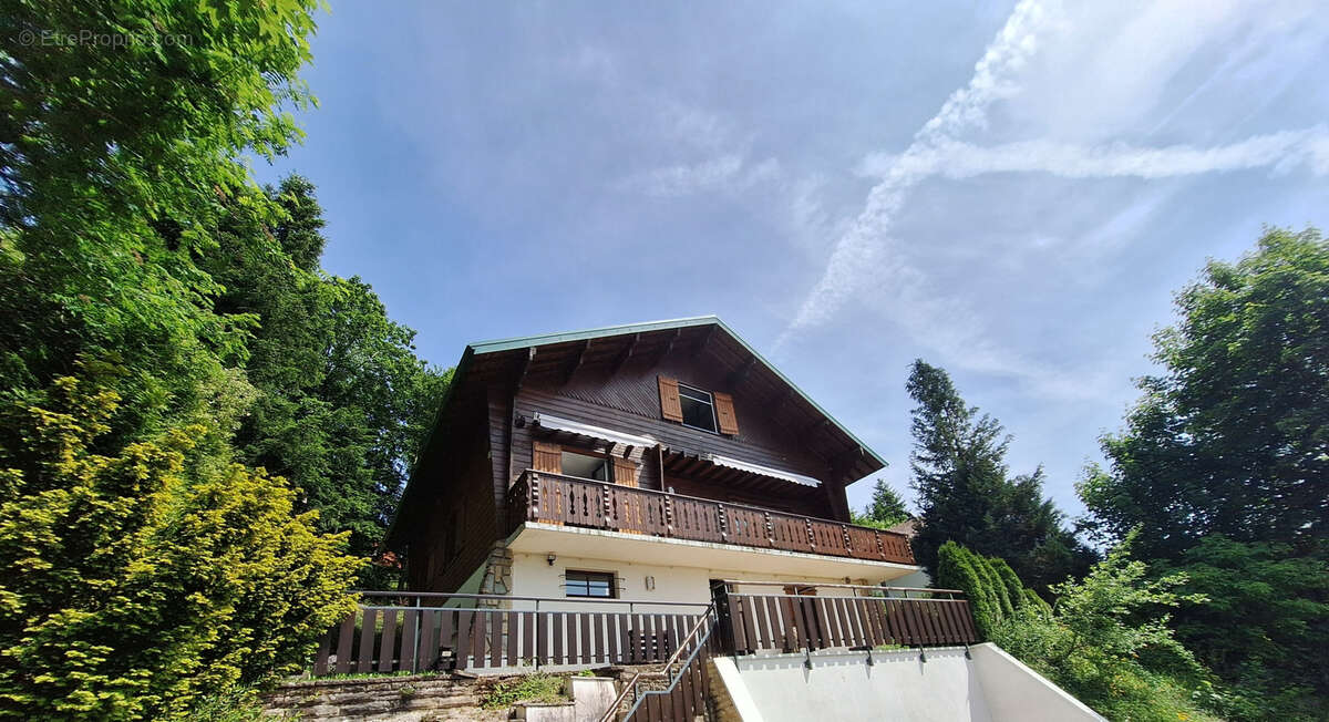 Maison à LES HOPITAUX-NEUFS