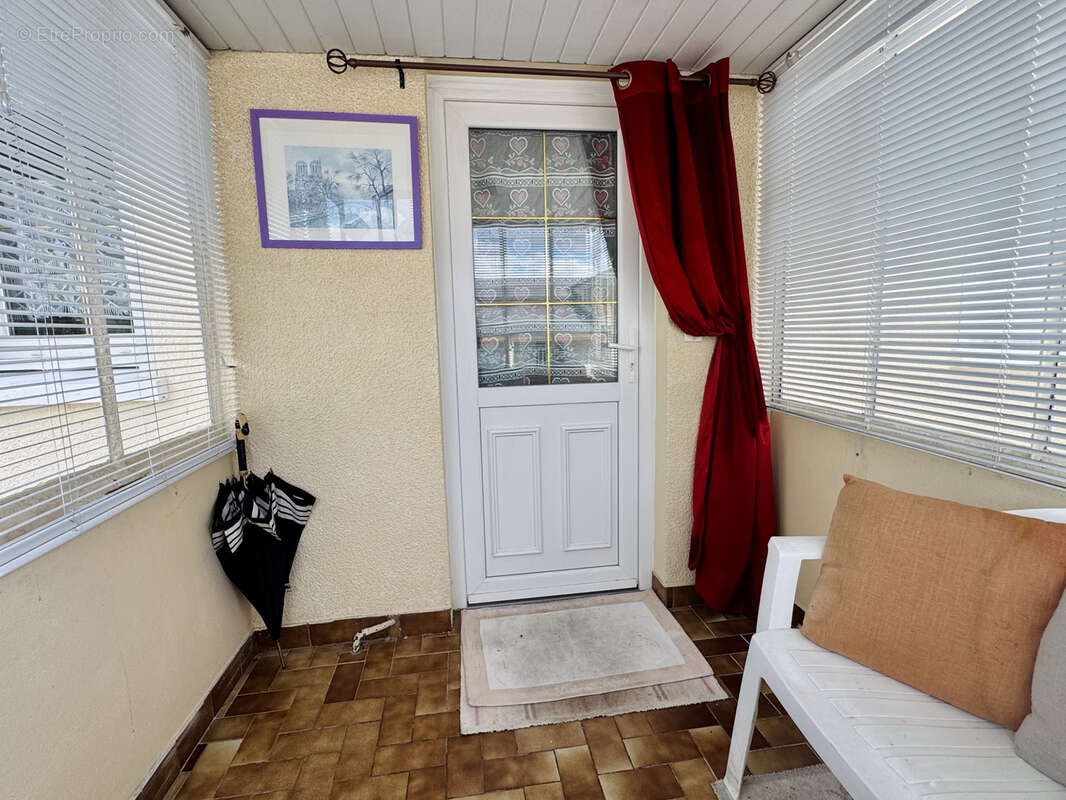 Chalette, maison 4pieces, 3 chambres, garage, commerces et ecoles a pied, plain pied - photo 2