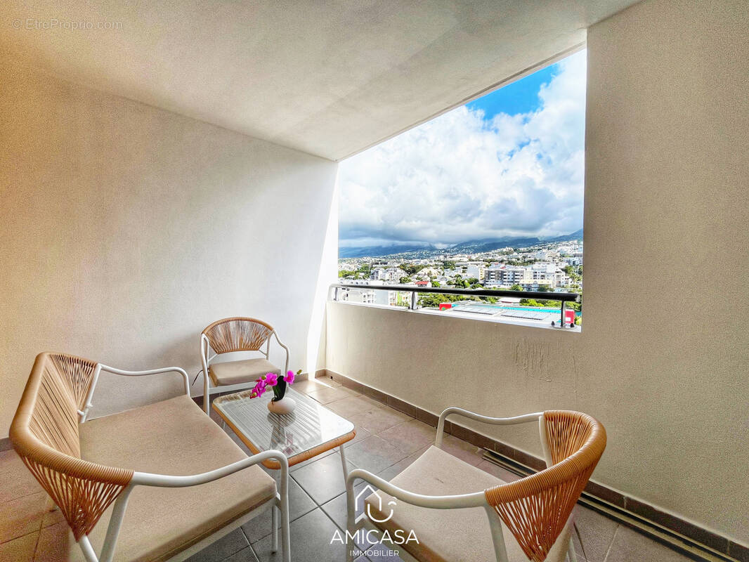 Appartement à SAINT-DENIS