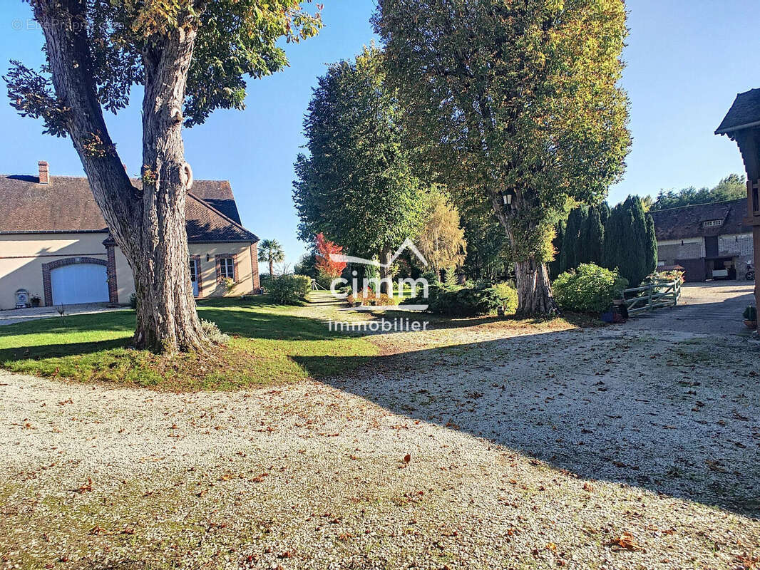 Maison à SAINT-GERMAIN-DES-PRES