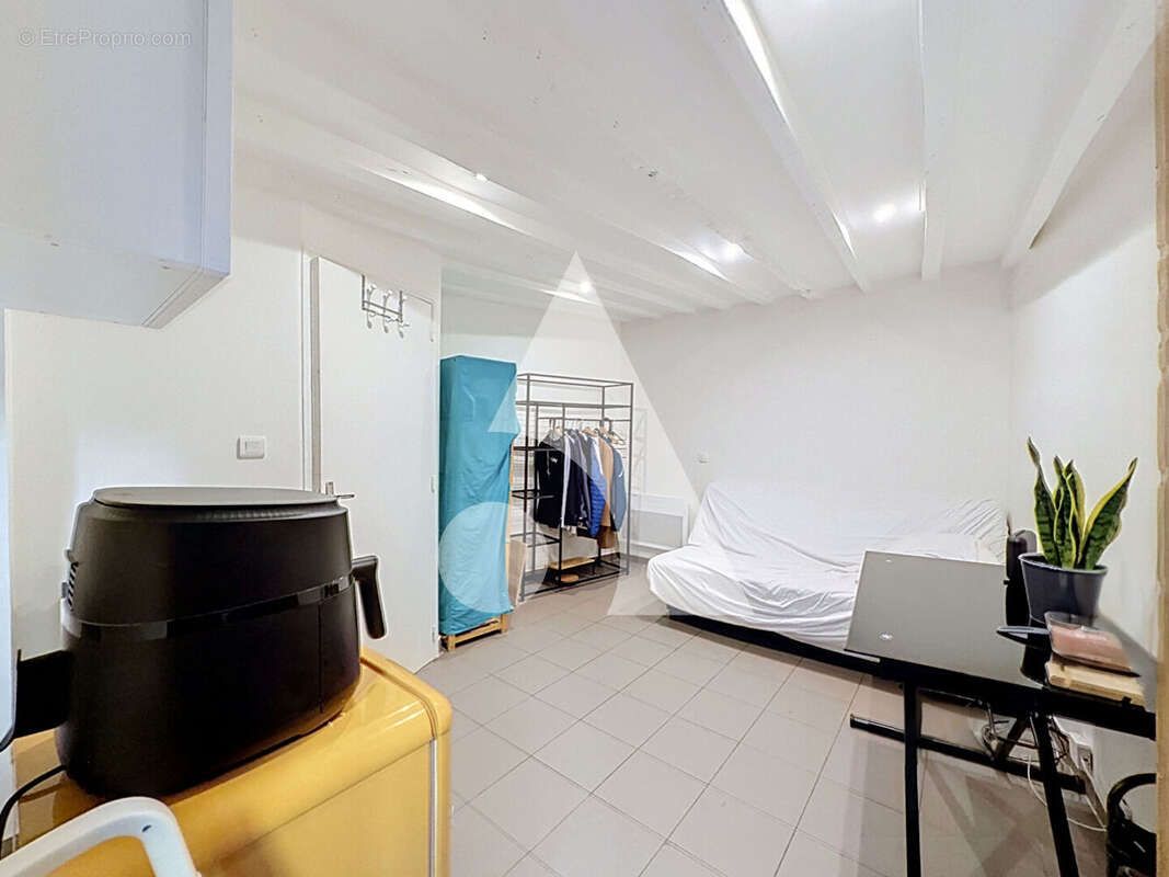 Appartement Rueil Malmaison 1 pièce(s) 15 m2 - photo 4