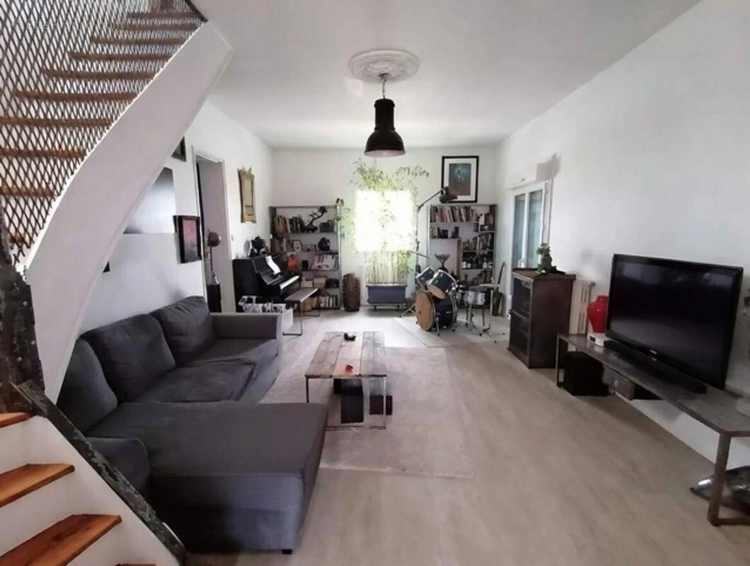 Maison à SALLEBOEUF