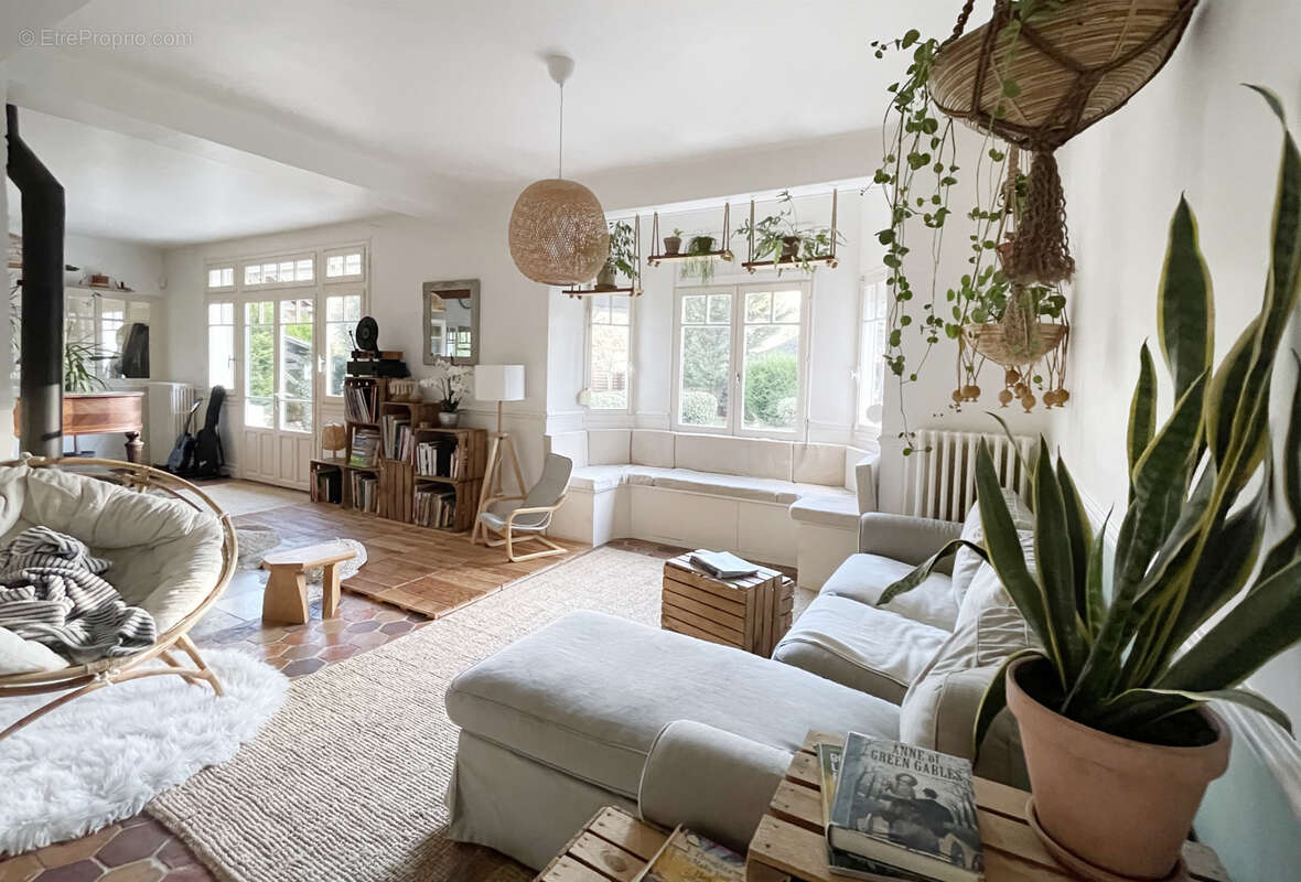 Maison à BOURRON-MARLOTTE