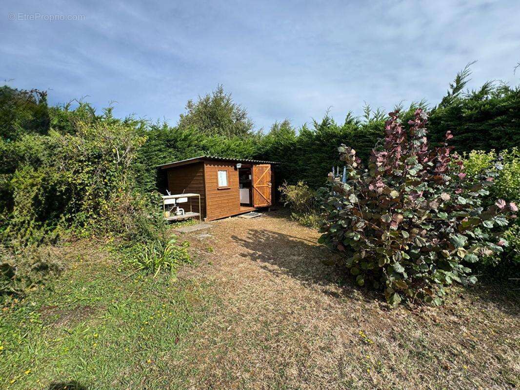 Terrain à ETABLES-SUR-MER