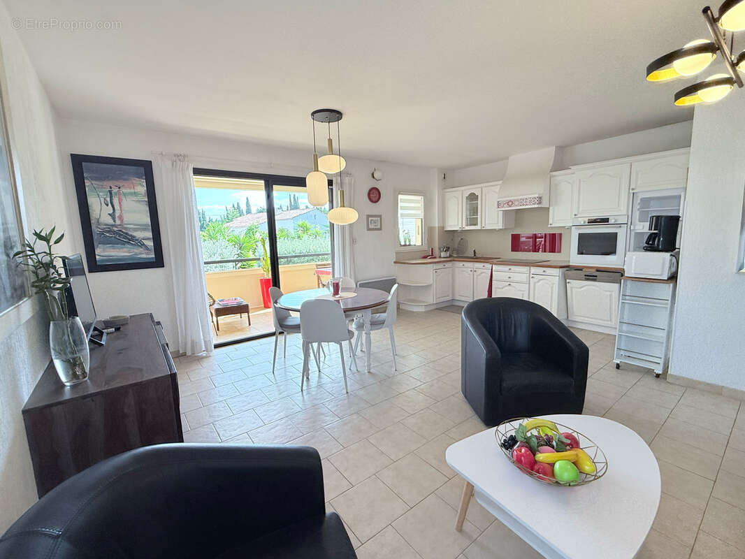 Appartement à SANARY-SUR-MER