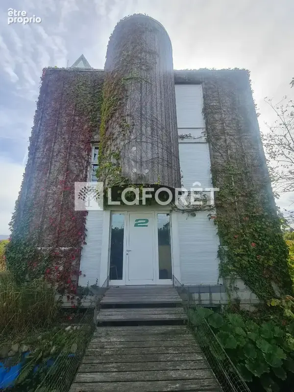 Maison atypique 145 m² , 4 chambres avec 12,17 ares + terrain constructible en sus - photo 6