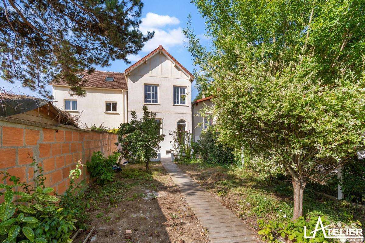 Maison à SAINT-GERMAIN-EN-LAYE