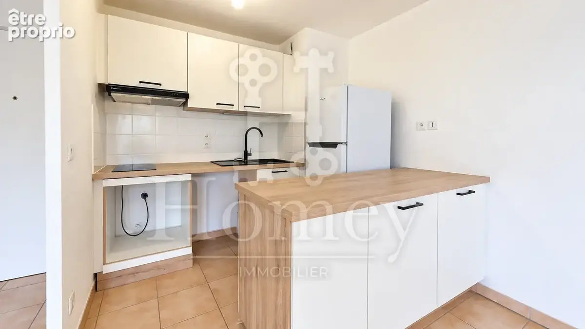 ANNEMASSE - T2 avec Piscine & Balcon - 20min Genève Cornavin - Parking sous-sol - Idéal Frontaliers - EXCLUSIV - photo 4