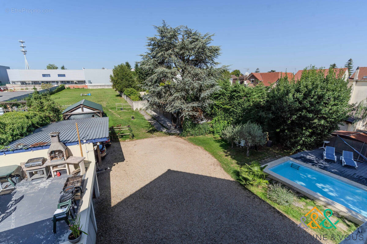 Maison à CHAMPIGNY-SUR-MARNE