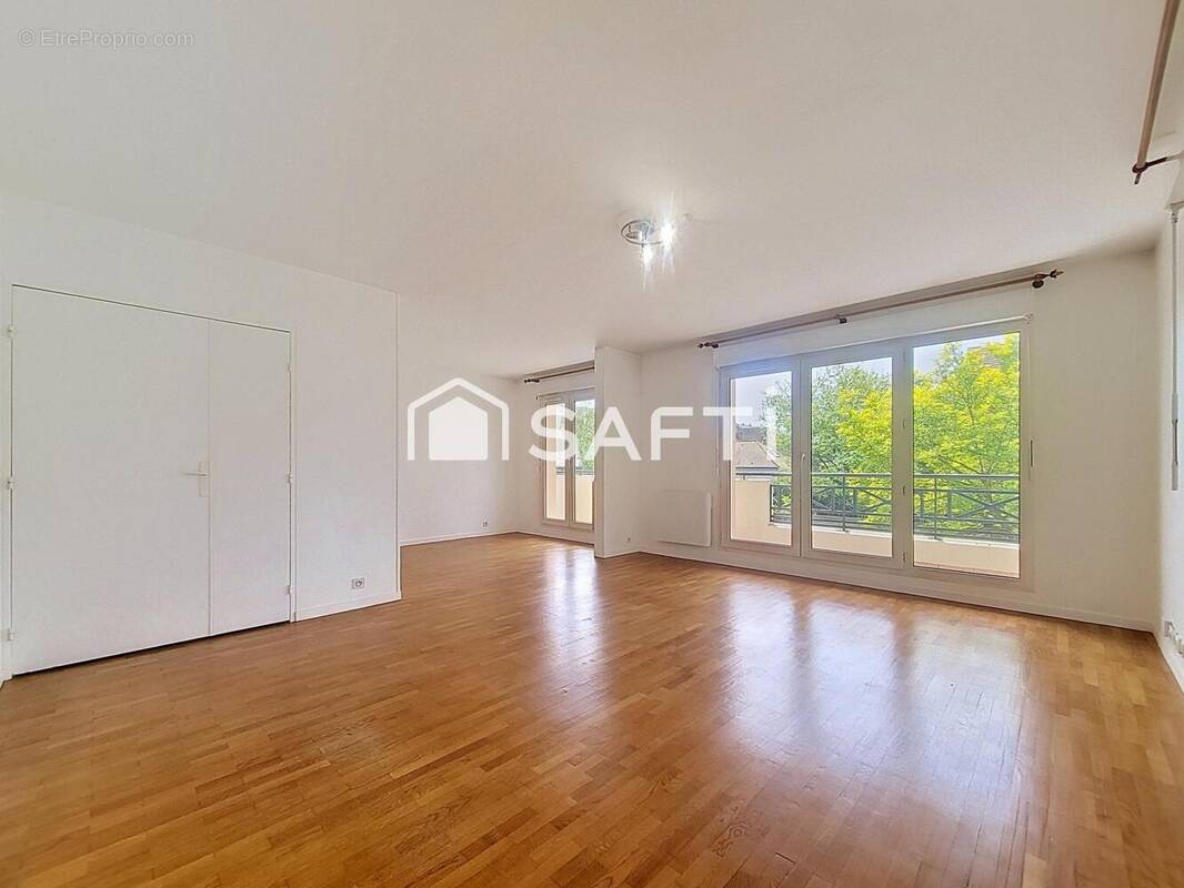 Photo 1 - Appartement à POISSY