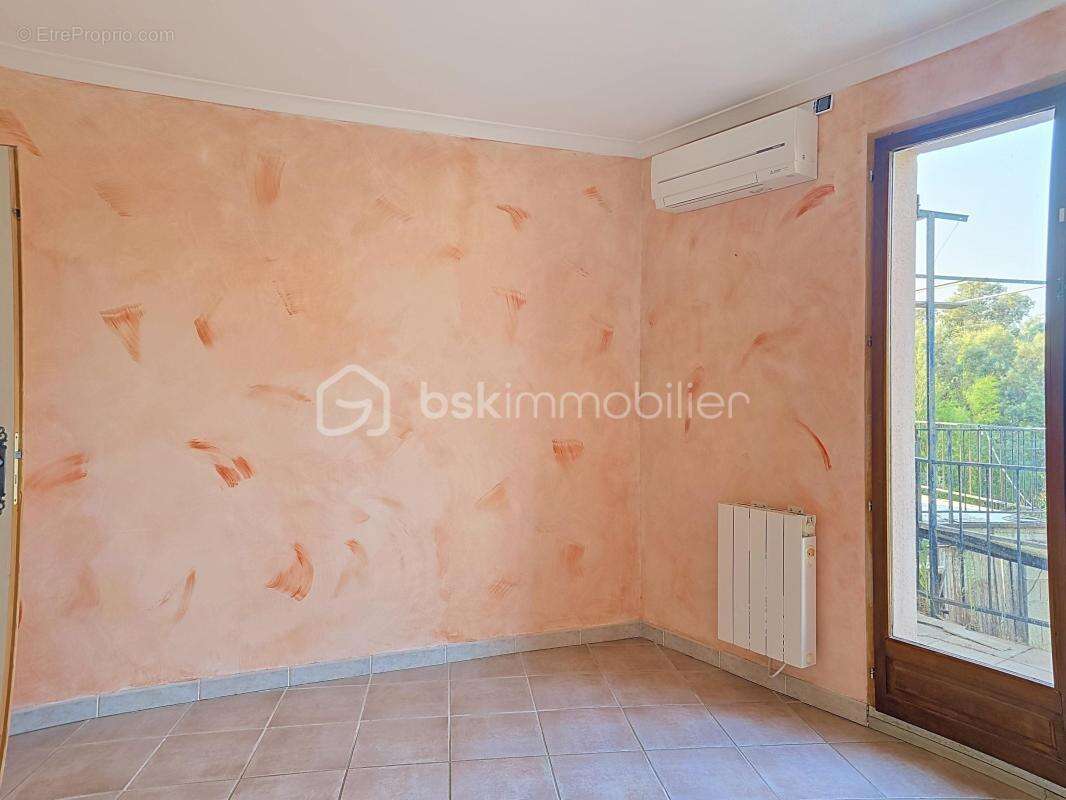 Vers-Pont-du-Gard – Maison de plain-pied 4 pièces – 94 m² – Vue panoramique exceptionnelle sur les collines de Collias - photo 12