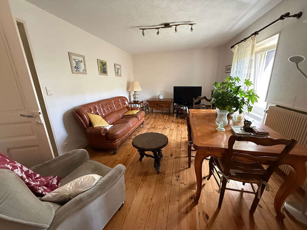 Maison La Tuiliere 360 m2 - photo 10